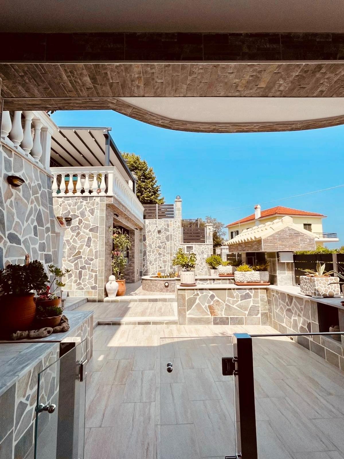 Iris Luxury House Apartamento Áyioi Dhéka Exterior foto